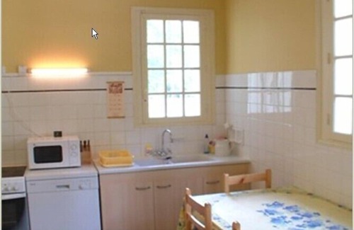 Bergerac Villa | House with Pool Bordering the Dordogne River