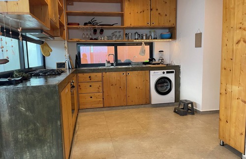 Praia House | House with pool, sea view and tranquility 5 min from the airport