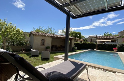 Fons-sur-Lussan House | House with private pool close to uzes