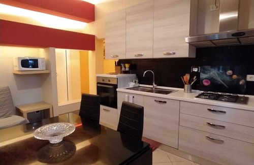 Fano Apartment | HOUSE WITH PRIVATE ENTRANCE AND GARDEN, CENTRAL LOCATION, CONVENTIONS