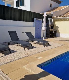 Monte Raposo Villa | House with private pool near Albufeira