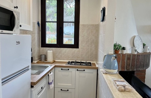 Santa Margherita di Pula House | House with sea views just 10 meters away from the beach