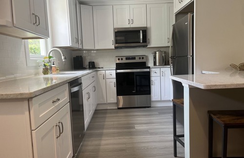 Friendship House | House with spacious patio