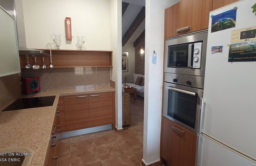 Deltebre House | House with swimming pool, children's playground, air conditioning, barbecue, terrace, parking