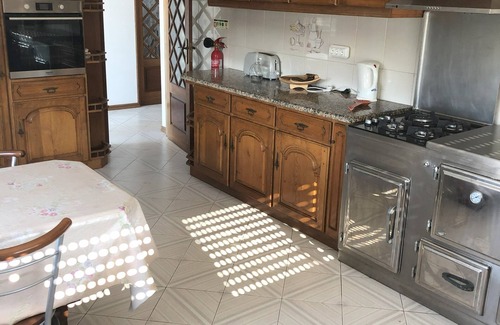 Marinhas House | House with swimming pool in the Minho Sleeps 6, 12 or 18 Persons