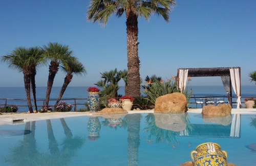 Ribera House | House with swimming pool, spectacular sea views