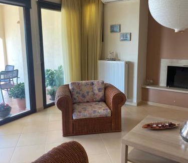 Amfithea Apartment | House with View in Amfithea