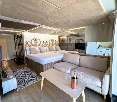 gmina Parzeczew Boat Rental | Houseboat- PerseuszOne
