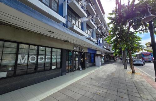 Bang Yi Ruea Apartment | HOUSEMODE - BAANYAI @ Wongwian Yai