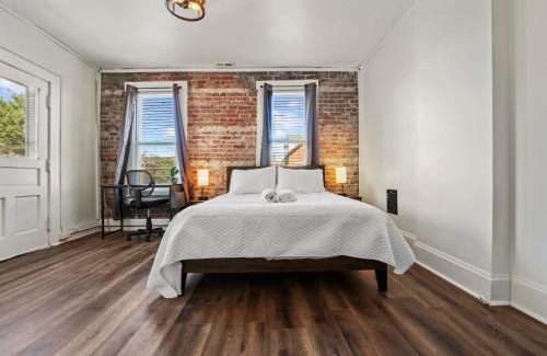 German Village Apartment | Housepitality - City View Loft - German Village