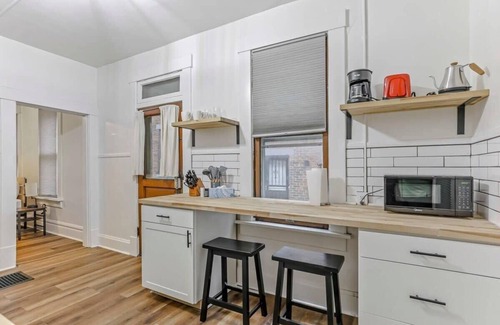 German Village Apartment | Housepitality - The City Gateway
