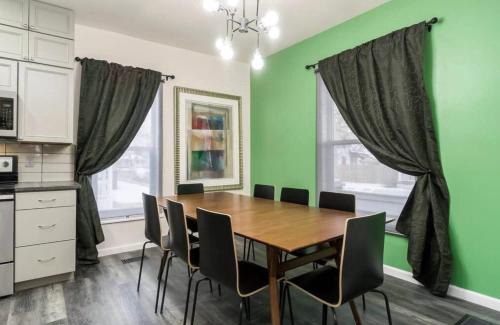 West Columbus House | Housepitality - The Mint Julep House