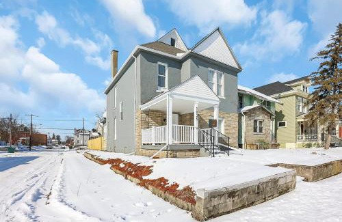 Columbus House | Housepitality - The Olive - 4 BR 2 Bath