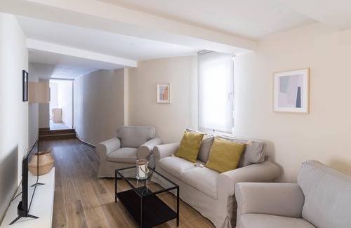 Old Town Apartment | Housing León Azabachería 2B