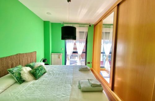 Leon Apartment | Housingleón - Centro con dos plazas de garaje