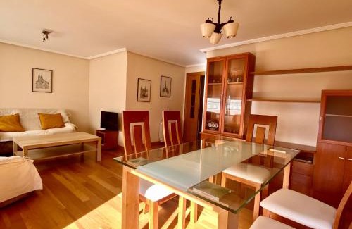 Leon Apartment | Housingleón - San Marcos con garaje