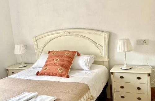 Leon Apartment | Housingleon- Camino de Santiago by Bike I y II