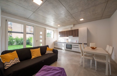 Savena Apartment | HouSmart Toscana 53 White