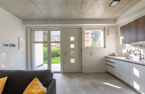 Savena Apartment | HouSmart Toscana 53 White