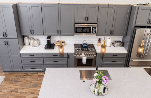 South Central Houston House | Houston Lux Townhome