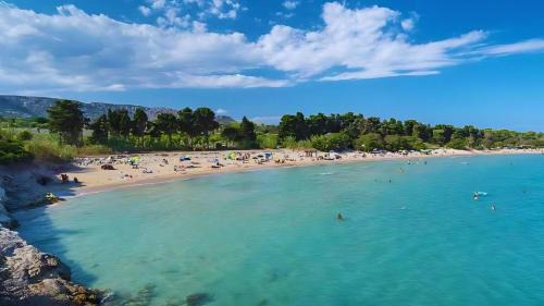 Cassibile Apartment | How Beach,modern apartment close to the beach,WiFi