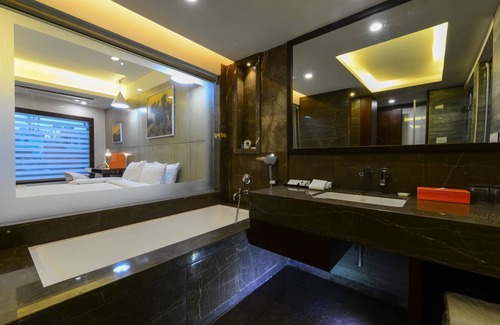 New Town Hotel | Howard Johnson by Wyndham Kolkata