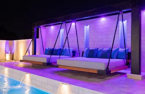 Paradise Valley Ranchos House | HoZho Estate on Harmony