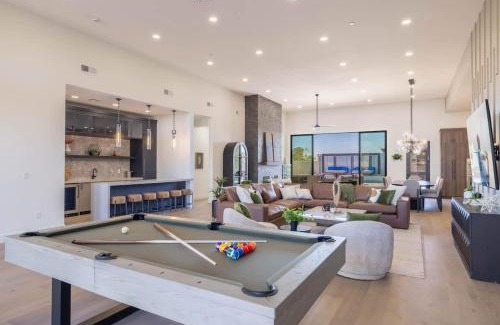Paradise Valley Ranchos House | HoZho Estate on Harmony
