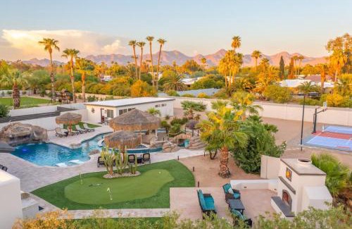 North Scottsdale House | HOZHO Residence on Larkspur