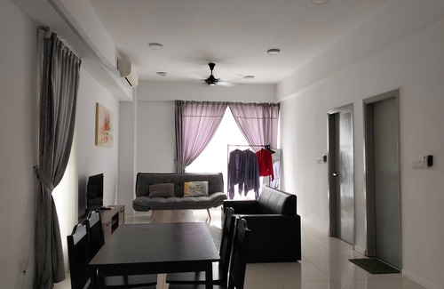 Downtown Kota Kinabalu Apartment | HS Safe & Calm at Sutera Avenue Near Gleaneagle (5 Beds)