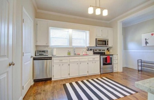 Madison House | HSV/DOWNTOWN MADISON- GORGEOUS HISTORIC BUNGALOW