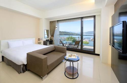 Yuchi Bed & Breakfast | Hu Yue Lakeview Hotel