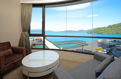 Yuchi Bed & Breakfast | Hu Yue Lakeview Hotel
