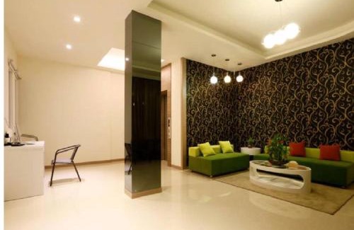 Zuoying District Hotel | Hua Xiang Motel - Arena