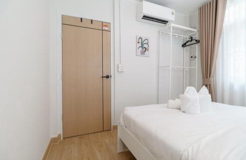 Ratchadaphisek House | Huai Khwang Cozy Home Comforts