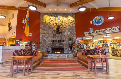 Valentine Hotel | Hualapai Lodge
