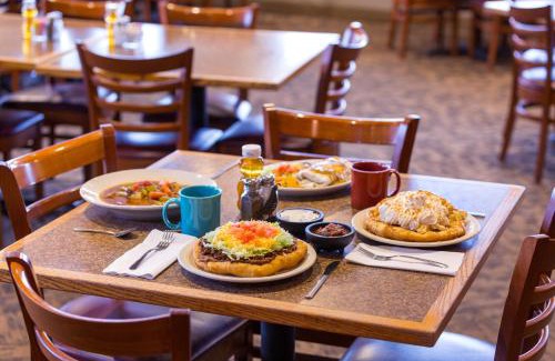 Valentine Hotel | Hualapai Lodge