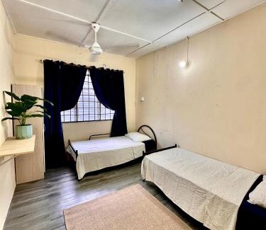 Bandar Indera Mahkota House | Hub Homestay
