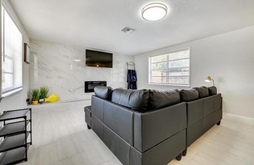 Gulf Coast Acres House | Hudson Vacation Rental with Game Room 3 Mi to Beach
