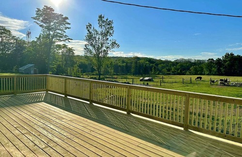 Hyde Park Apartment | Hudson Valley Farm Getaway- West/Llama Lover Lane