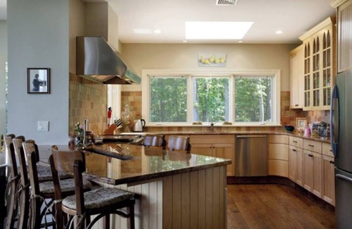Garrison House | Hudson valley views mountaiuntop home