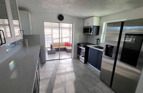 Vista Del Mar House | Hudson Water Front House