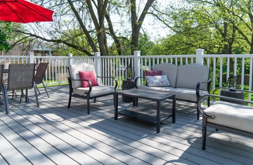 Lake Geneva House | Huemann’s Haven | Spacious 3 BR Close to Downtown