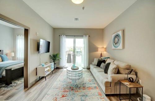 Hackensack Apartment | Huge 2 Bed 2 Bath Easy ride to NYC & Parking