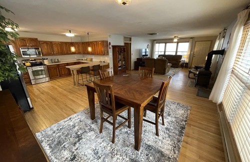 Ouray Condo | Huge 2000 sq ft! 1200 MBPS! Huge private deck! BBQ! On River! Amazing Mtn Views!