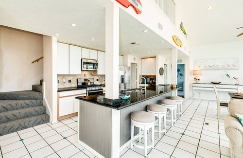 Pirates Beach West House | Huge Deck, 4th Row Gulf Views, Open Living Spaces - Great for Groups!