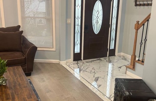 Belleville House | Huge Family House 12 miles to NYC/4Bath/Parking