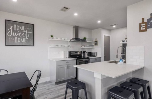 Killeen House | Huge Home in Killeen Large Families 16 Guests