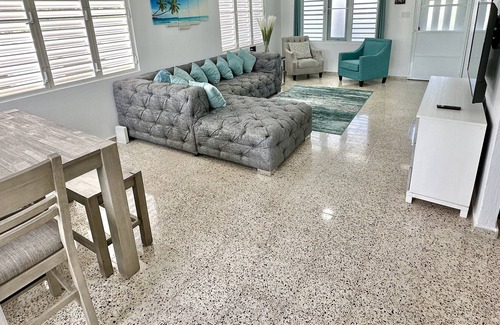Coto House | Huge Home, Renovated 5 Bedrooms, 4 Bathroom, 2 Pools, kitchen near Best Beaches
