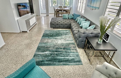 Coto House | Huge Home, Renovated 5 Bedrooms, 4 Bathroom, 2 Pools, kitchen near Best Beaches
